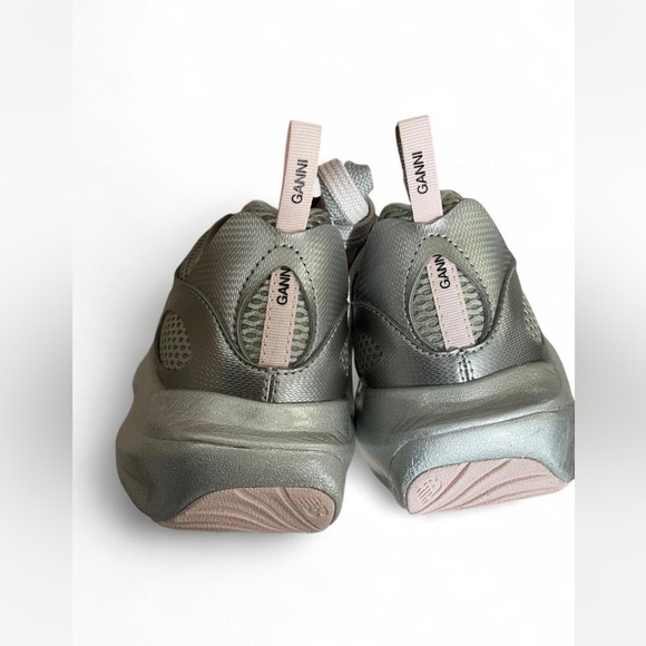 New Balance, GANNI reunite on new sneaker - The Manual NEW GANNI x New Balance Silver and Pink WRPD Runner UNISEX